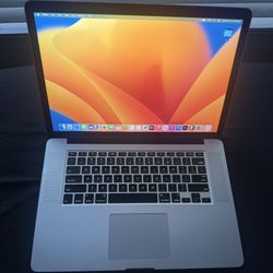 15” MacBook Pro i7