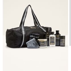Men’s Noir Gift Set from bath and body works 