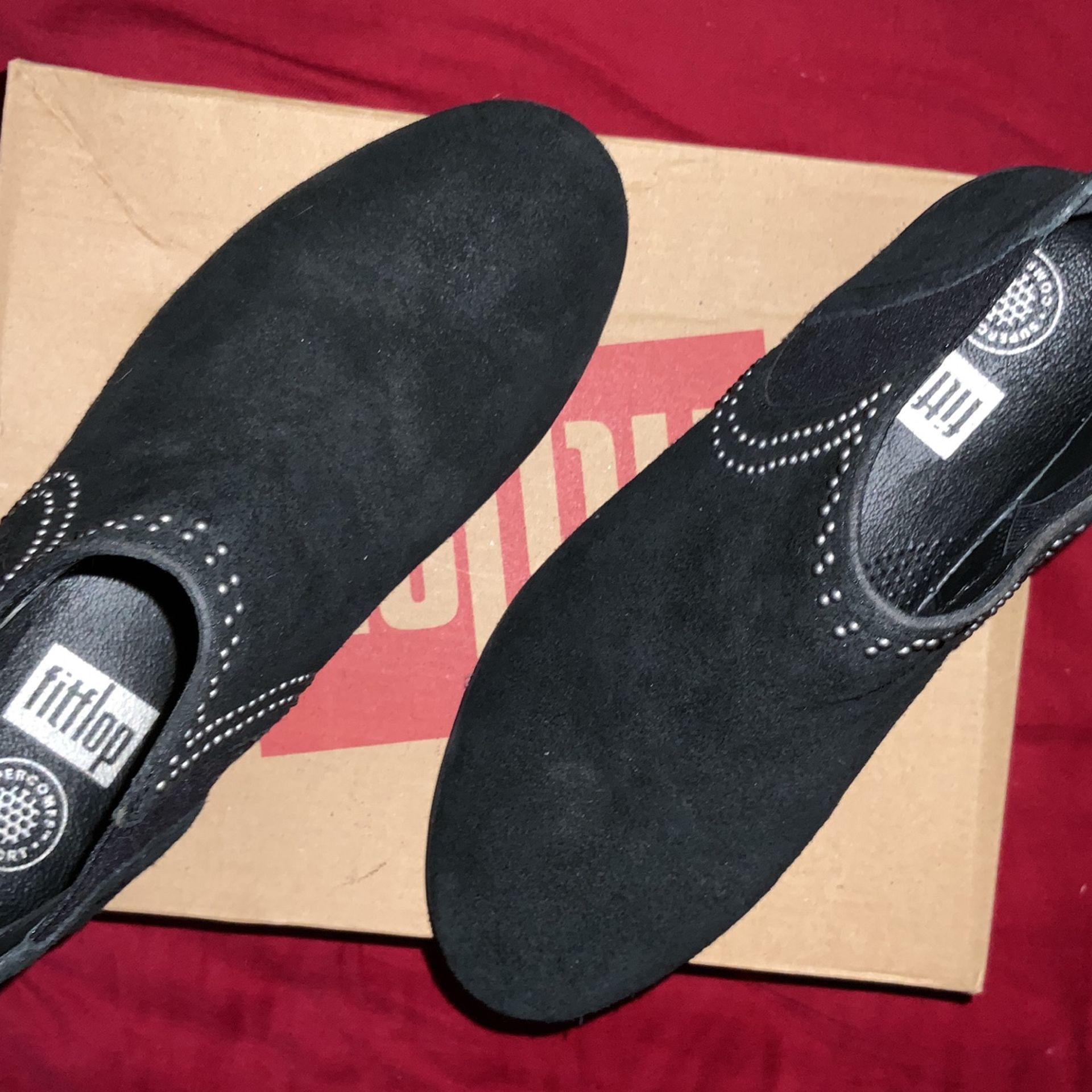 Fitflop . Women’s Black Suede Boot With Studs . Size 6