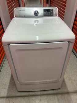 Samsung Electric Dryer 220V in Good Working Condition