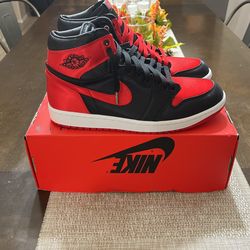 Air Jordan 1 Retro High OG Satin Bred