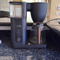 CAFÉ™ Specialty Drip Coffee Maker