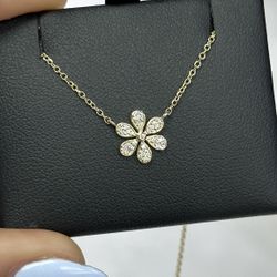 Flower Diamond Necklace 14k Gold 