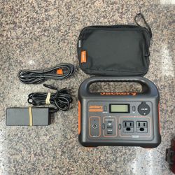 Jackery Explorer 300 Power Station