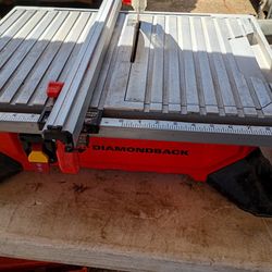 DIAMONDBACK 6.5 Amp, 7 in. Table Top Wet Tile Saw