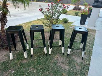 Backless stools