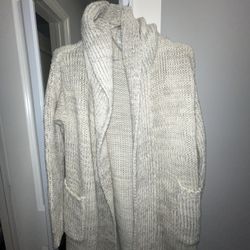 Beige Cardigan With Hoodie Size M