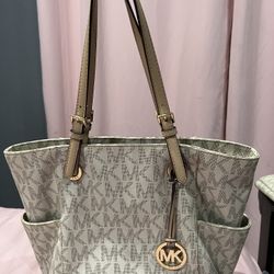 Michael kors bag