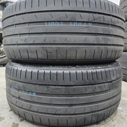 (2) 225 35 20 Toyo Tires 