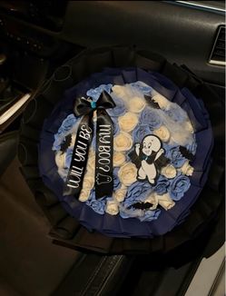 Halloween Ghost Rose Bouquet Gift Arrangement