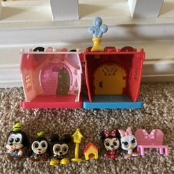 Mickey And Minnie Doorables