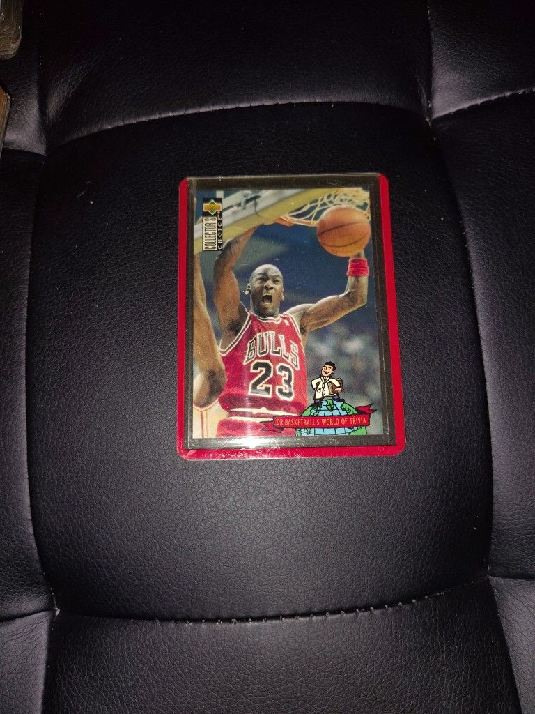 1994 Upper Deck Collector's Choice "Dr. Basketball's World of Trivia" Michael Jordan - Card #402