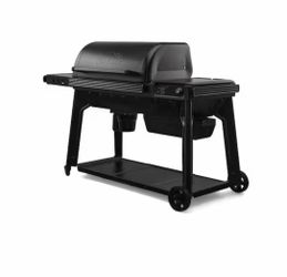 Brand new still in original box Woodridge Pro Wi-Fi Wood Pellet Grill and Smoker in Black