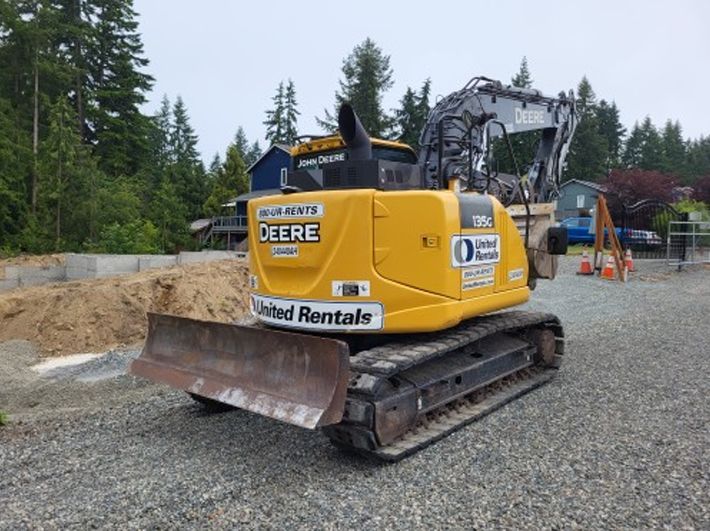 John Deere 135G (Excavator/ Trackhoe)