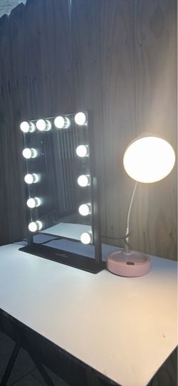Vanity mirror