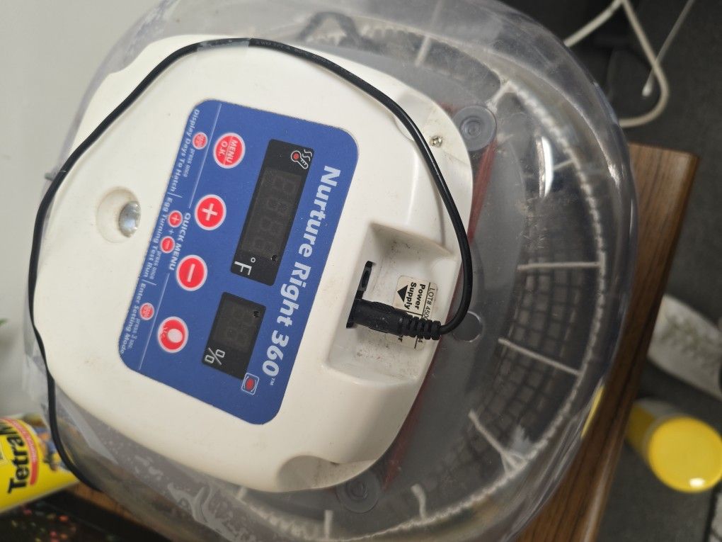 Egg Incubator Nurture Right 360