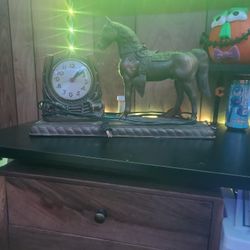 Horse Clock