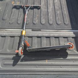 Mongoose Unisex Scooter