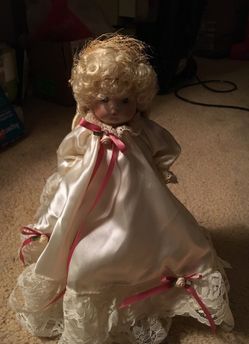Calista collection of Denver porcelain half doll 1987