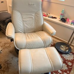Leather Chair W Ottoman