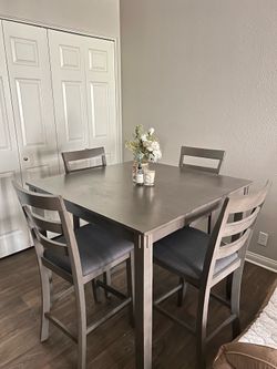 Farmhouse Kitchen Table with Chairs