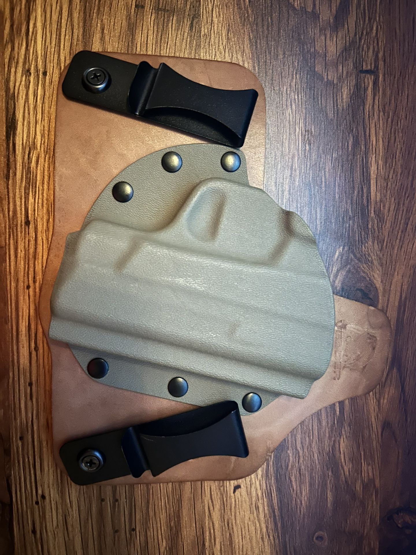IWB Vedder Comfortuck & Bradec Holster