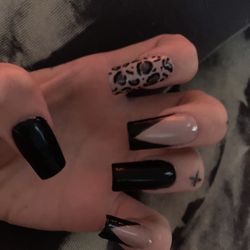 Custom Made Acrylic Nail Sets!!Hit Me Up