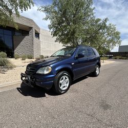  2000 Mercedes-Benz ML320 