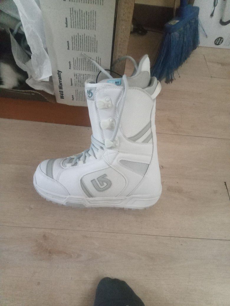 Size 8 CoCo Snow Boots 