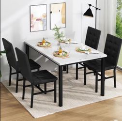 5-Piece Dining Table Set with 4 Chairs