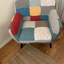 Upholstered Tufted Armchair With wooden legs