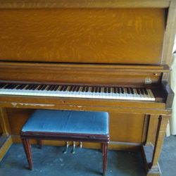 Antique Piano