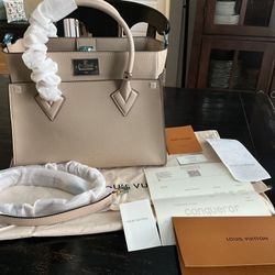 Louis Vuitton On my Side MM Cream Color Tote