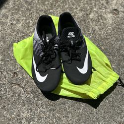 Track shoes, size 12