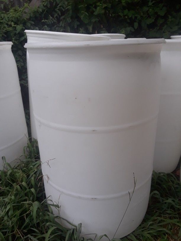 55 Gallon Heavy Duty Rain Berrels