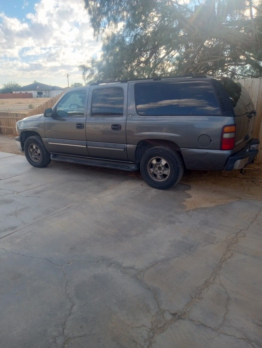 2002 Chevrolet Suburban