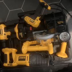 Dewalt Set 2 Drills And 2 Saws 2 Batteries 1 Charger And Light 