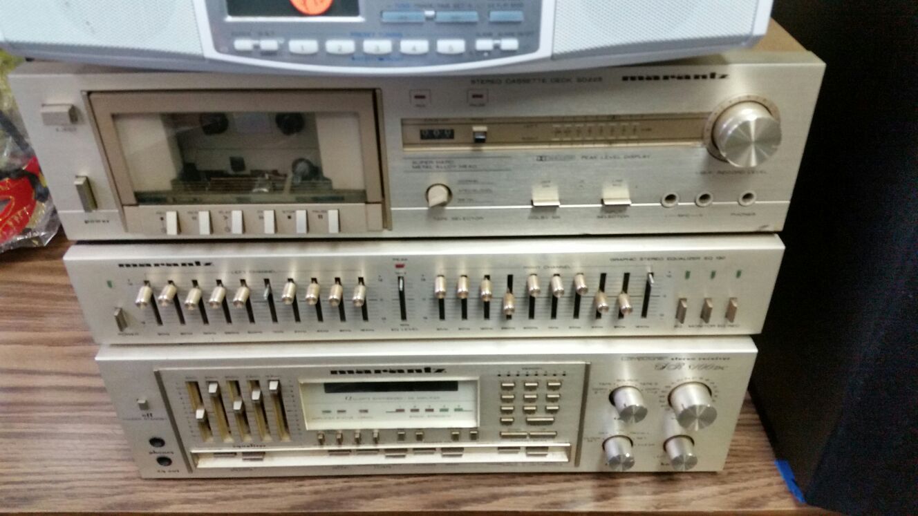 Marantz 3 piece sound sytem.