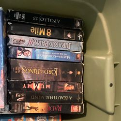 Lot of 8 VHS Tapes Classic Movies
