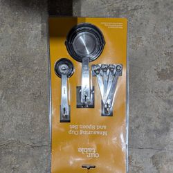 Measuring Cups and Spoons Set of 16, 5 Stainless Steel Nesting Measuring Cups & 5 Spoons, 1 + Leveler & 5 Mini Measuring Spoons for Cooking & Baking