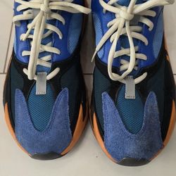 Yeezy 700 Bright Blue Sz 10