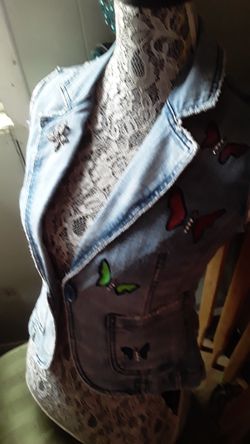 Size small demin vest