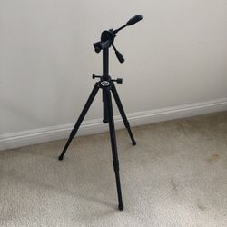Tiltall Tripod – Sturdy & Adjustable 🎥📷