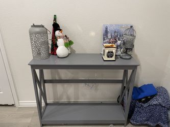 Entry Way Table