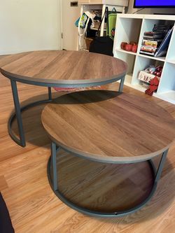Round Nesting Coffee Table Set of 2
