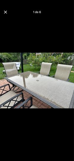 Mesa de patio