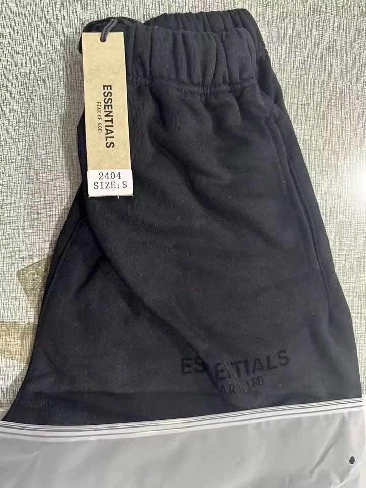 Essentials shorts black