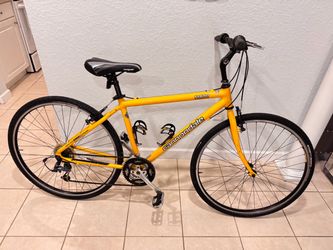 Cannondale bicycle H400 . Frame 18” in aluminum. Good tires in general good condition