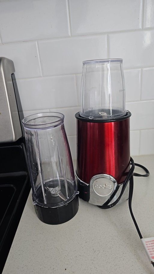 ❤️ Mini Blender & Grinder – $19 ❤️