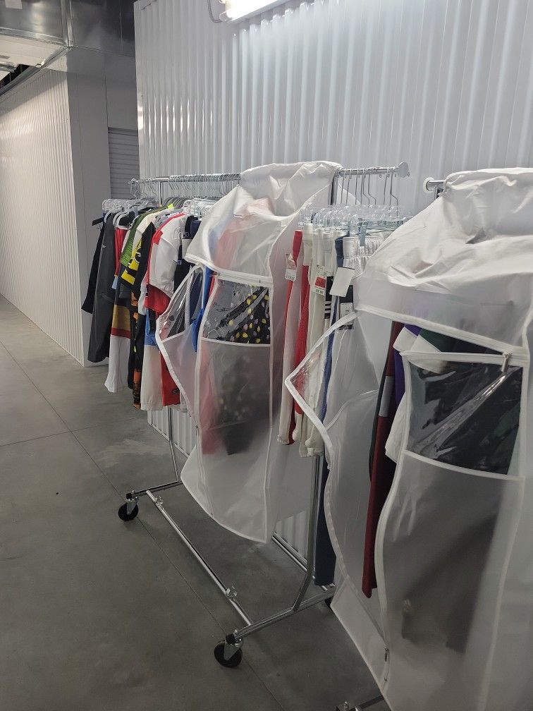 Lot of 85 Pieces Of Clothing